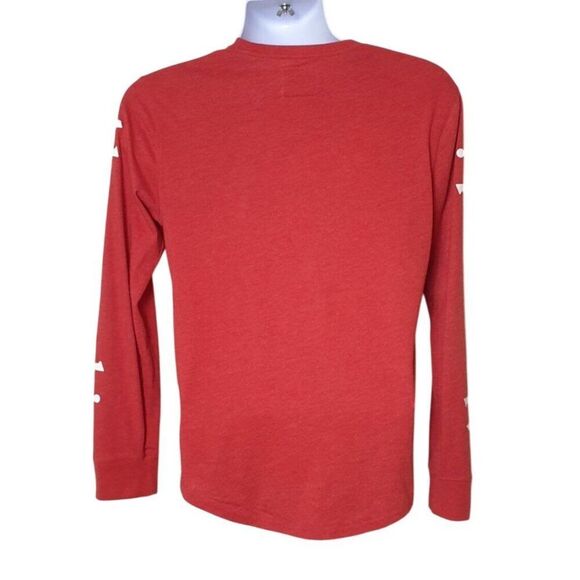 Abercrombie & Fitch Mens Tee XS Red Long Sleeve Spelled Out Graphic Casual Shirt - Picture 3 of 5